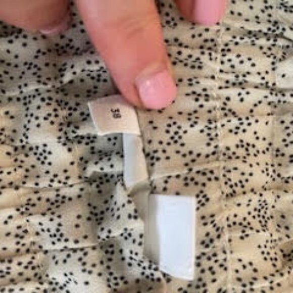 clothes - Picture 14 of 16